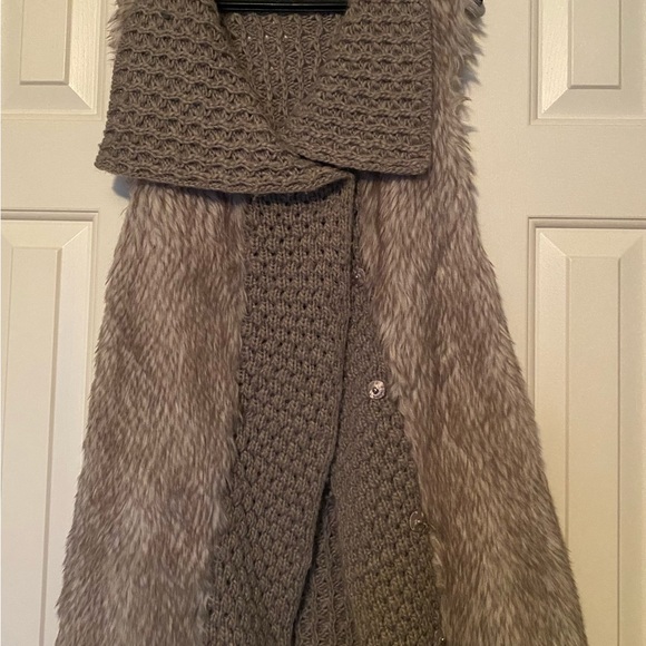 Vintage America Tops - Vintage America Gray Knit Vest